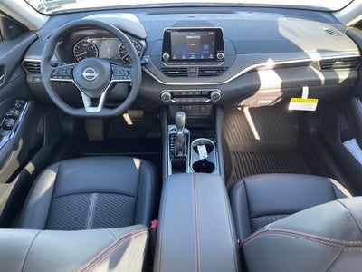 2025 Nissan Altima 2.5 SR