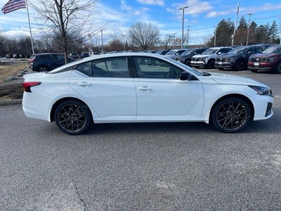 2025 Nissan Altima 2.5 SR