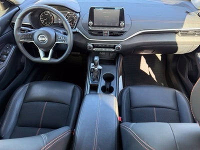 2022 Nissan Altima 2.5 SR
