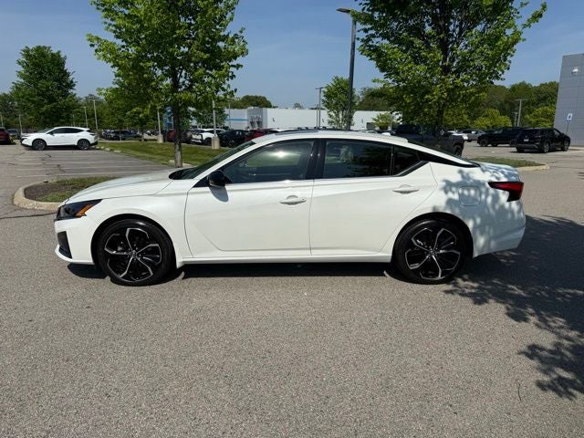 2025 Nissan Altima 2.5 SR