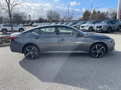 2025 Nissan Altima 2.5 SR