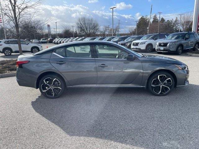 2025 Nissan Altima 2.5 SR