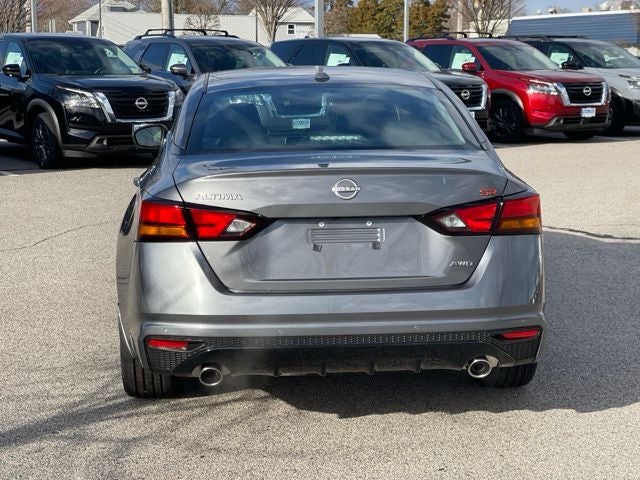 2025 Nissan Altima 2.5 SR
