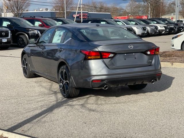 2025 Nissan Altima 2.5 SR