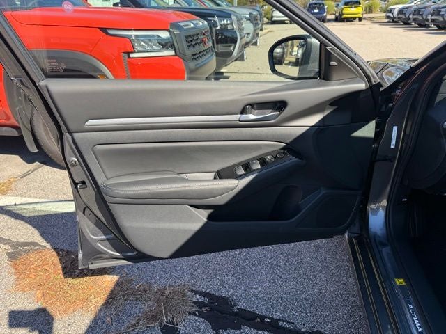 2025 Nissan Altima 2.5 SL