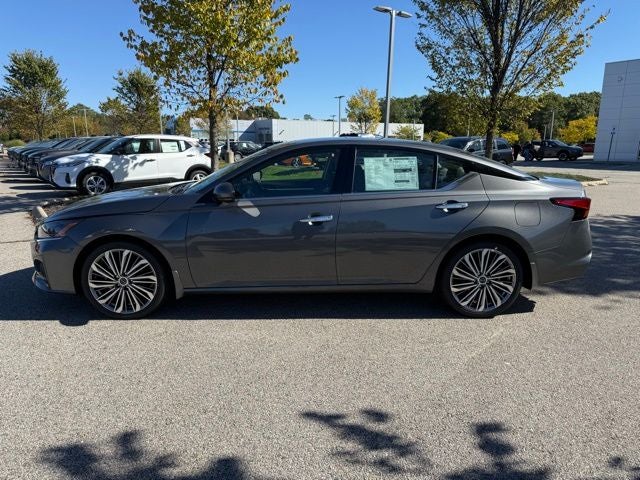 2025 Nissan Altima 2.5 SL