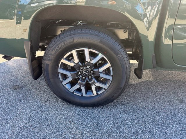 2027 Nissan Frontier SV