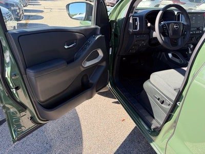 2027 Nissan Frontier SV