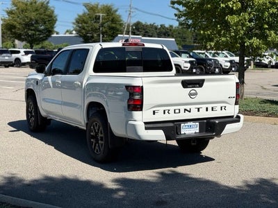 2026 Nissan Frontier SV