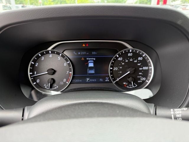 2025 Nissan Frontier SV