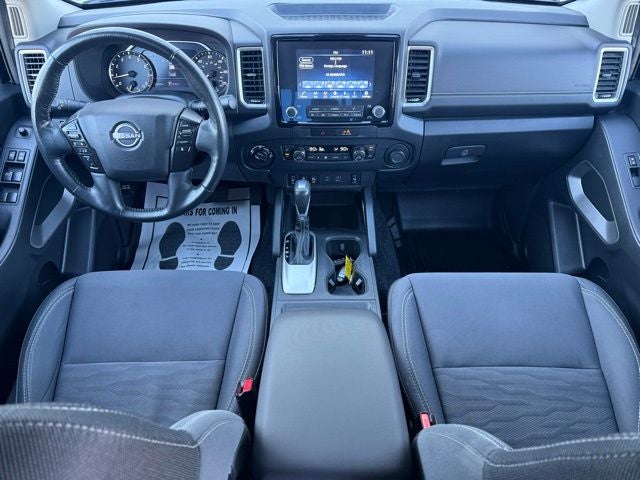 2023 Nissan Frontier SV