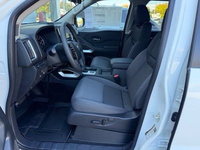 2027 Nissan Frontier SV