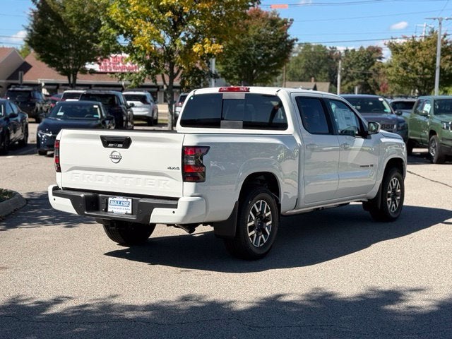 2027 Nissan Frontier SV