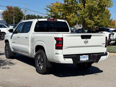 2027 Nissan Frontier SV