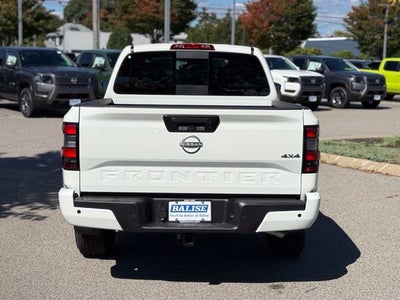 2027 Nissan Frontier SV