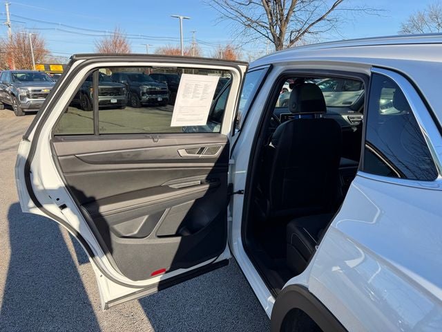 2024 Volkswagen Atlas Cross Sport 2.0T SEL Premium R-Line