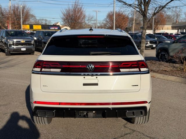 2024 Volkswagen Atlas Cross Sport 2.0T SEL Premium R-Line