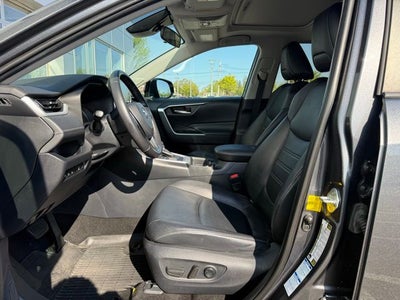 2019 Toyota RAV4 XLE Premium