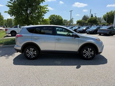 2017 Toyota RAV4 LE