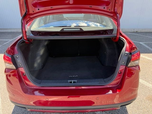 2020 Nissan Versa 1.6 SR