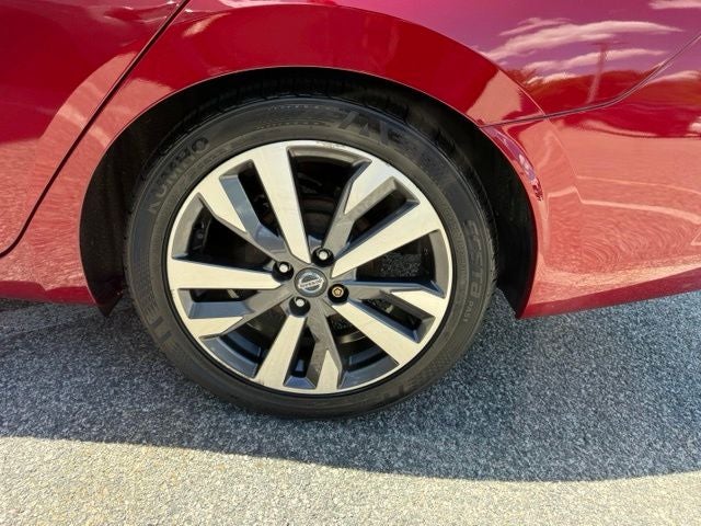 2020 Nissan Versa 1.6 SR