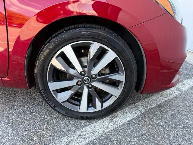 2020 Nissan Versa 1.6 SR