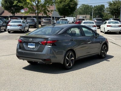 2025 Nissan Versa 1.6 SR