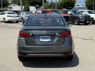 2025 Nissan Versa 1.6 SR