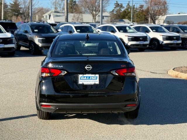 2025 Nissan Versa 1.6 SR