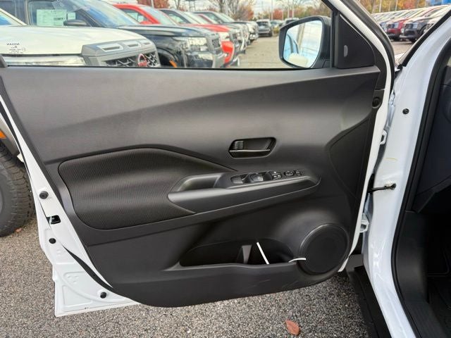 2025 Nissan Kicks Play S