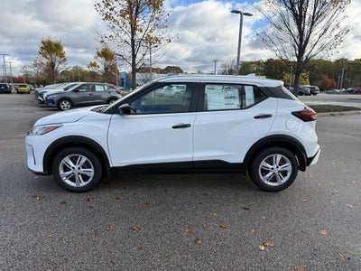 2025 Nissan Kicks Play S