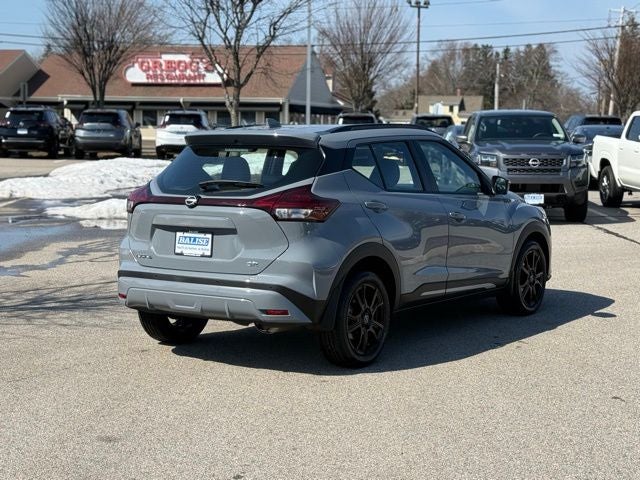 2024 Nissan Kicks SR