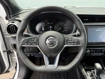 2021 Nissan Kicks SR
