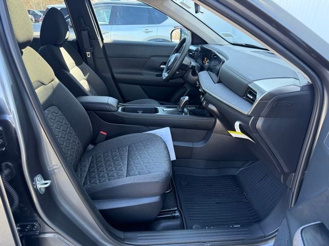 2025 Nissan Kicks SV Prem Pack