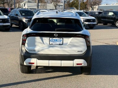 2026 Nissan Kicks SV