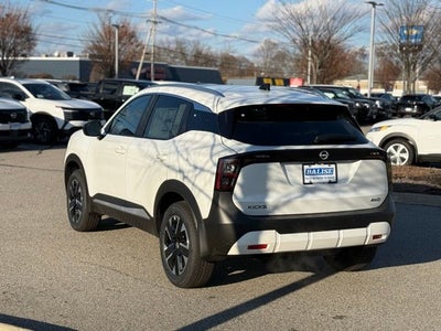 2026 Nissan Kicks SV