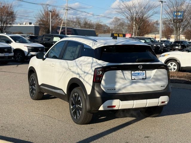 2026 Nissan Kicks SV