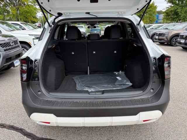 2027 Nissan Kicks SV