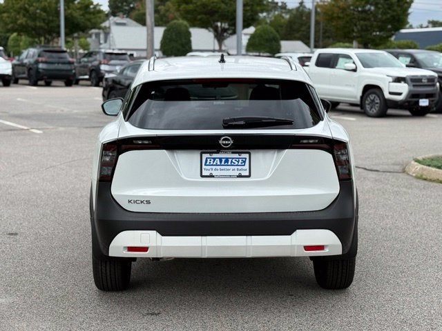 2027 Nissan Kicks SV