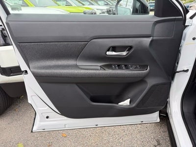 2027 Nissan Kicks SV