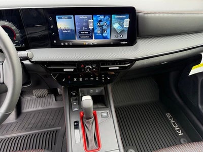 2026 Nissan Kicks SR