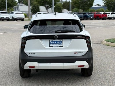 2026 Nissan Kicks SR