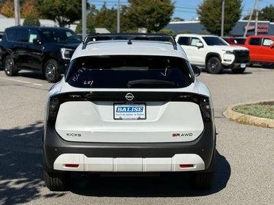 2026 Nissan Kicks SR