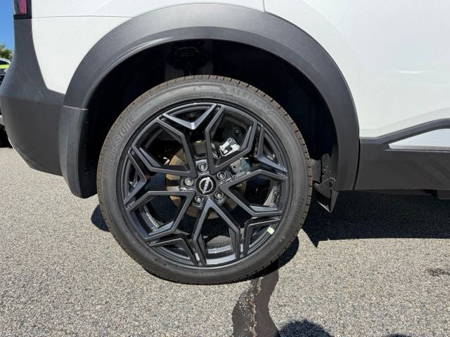 2027 Nissan Kicks SR