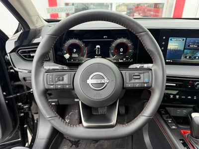 2025 Nissan Kicks SR