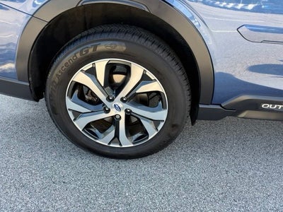 2020 Subaru Outback Touring