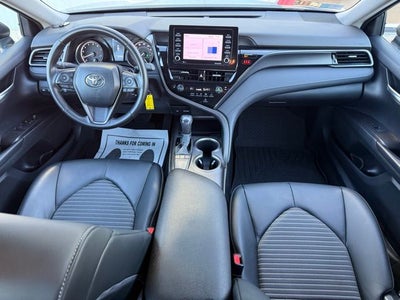 2024 Toyota Camry SE