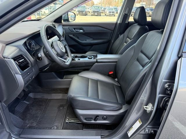 2021 Nissan Rogue SV prem pack