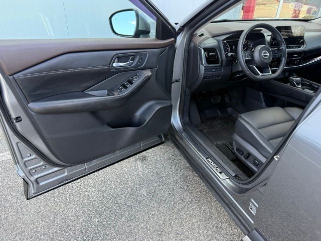 2021 Nissan Rogue SV prem pack