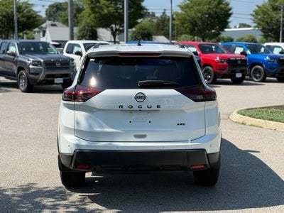 2026 Nissan Rogue Dark Armor